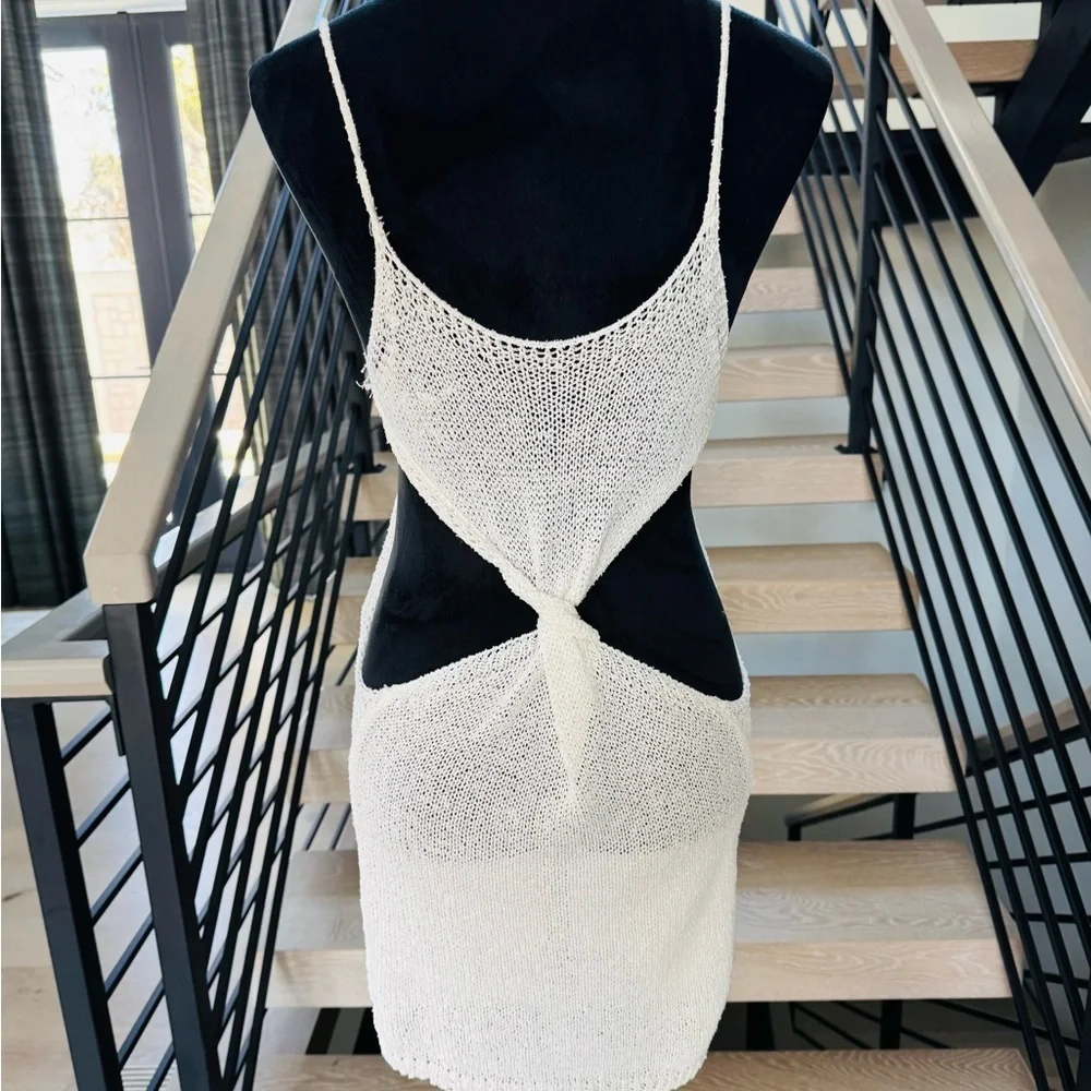 New Chic White Knit Cutout Dress size XS